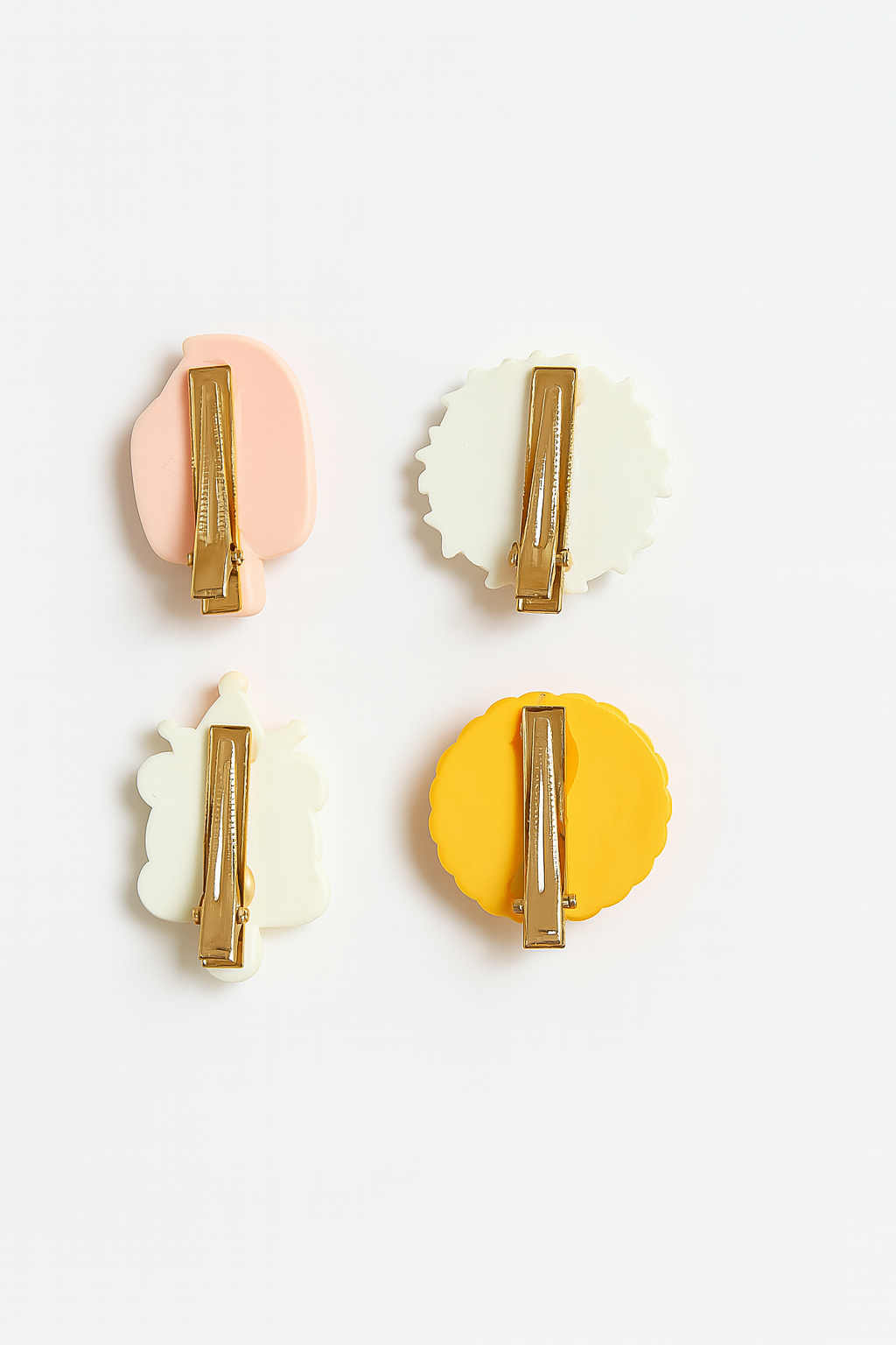 Whumies Set of 4 Cute Hair Clips for Girls – Party Hair Accessory for girls