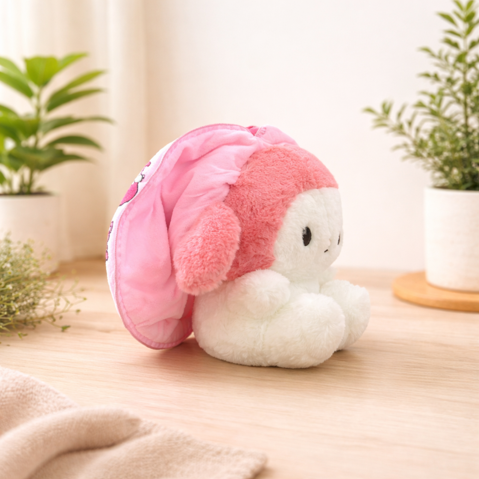 Suki – The Kawaii Bunny Plush Toy